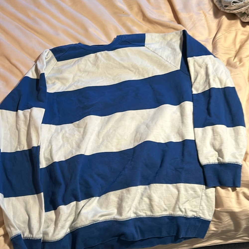 Old navy xl tall white and blue striped sweater